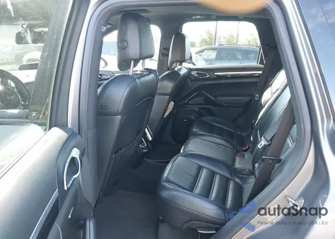 2011 Porsche Cayenne S из США, поврежденный, VIN WP1AB2A29BLA46016